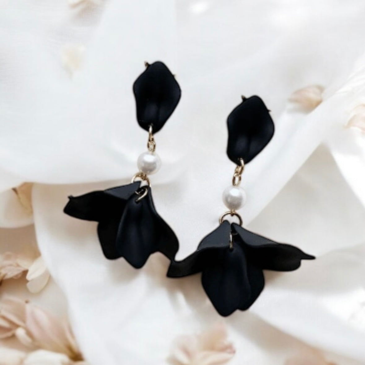 Pure black flowers earrings dangly earrings | frosted petals hoop pearl statement earrings | golden disc geometric floral earrings