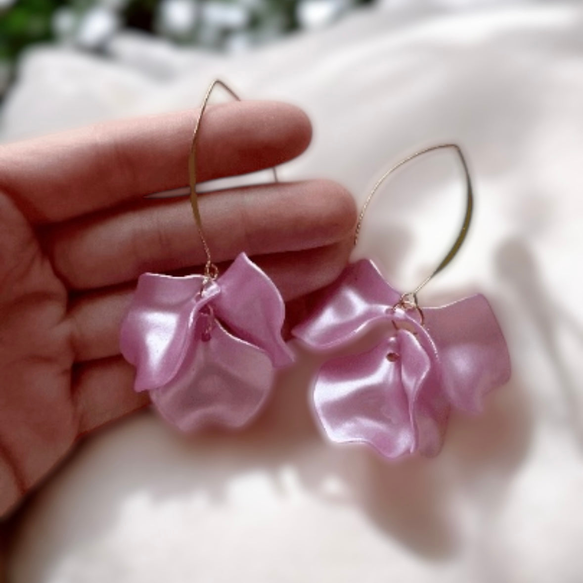 Sweet Pink dangly bridal earrings petals | shimmering pastel flower | golden geometric floral earrings | christmas