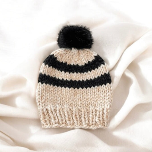 Hand knit baby beanie | Baby Chunky Double Pom Pom Beanie in Beige black | Newborn Baby Toddler hat | Fur Pom Pom Hat | Knit winter hat