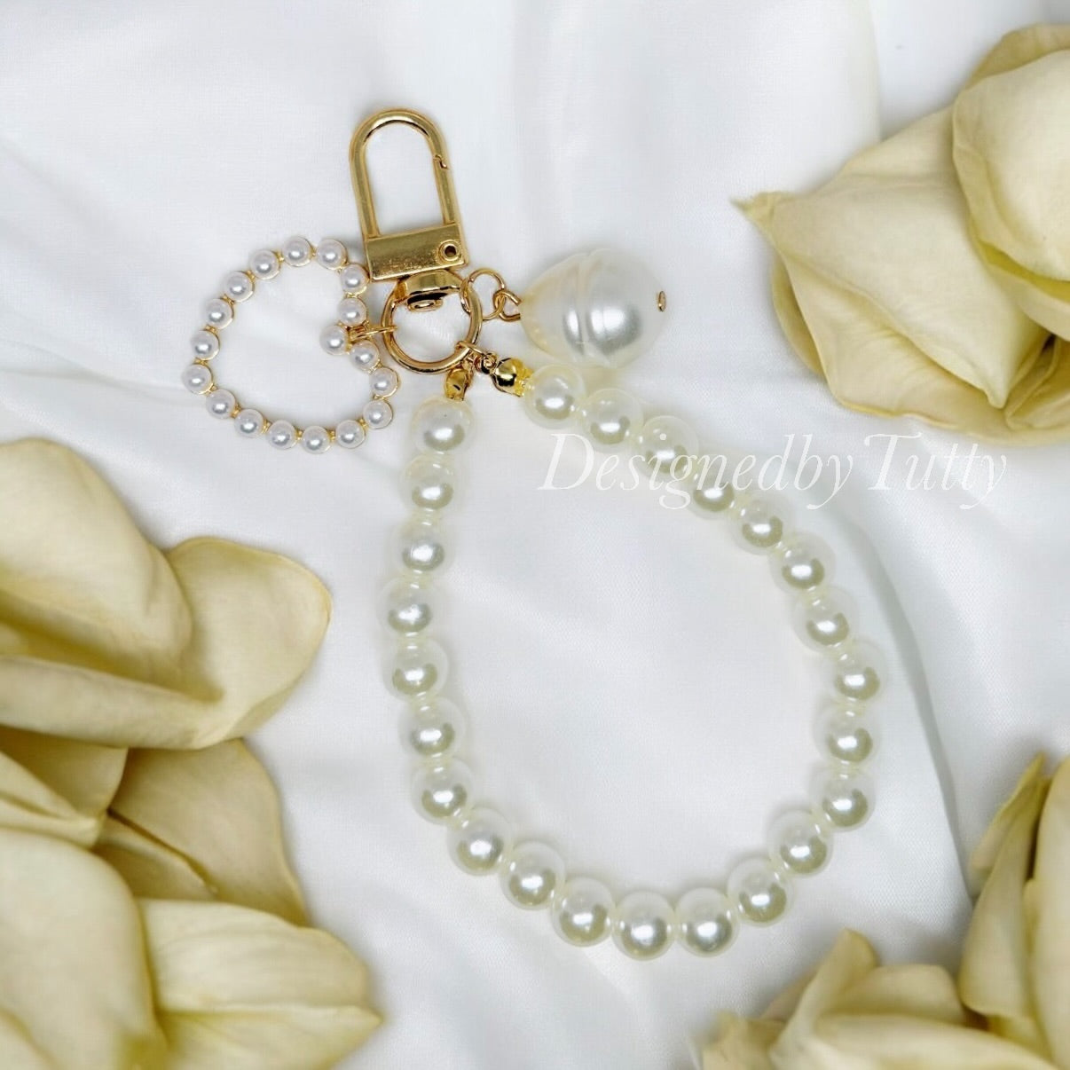 Pearl beaded keychain | faux pearl| bag charm