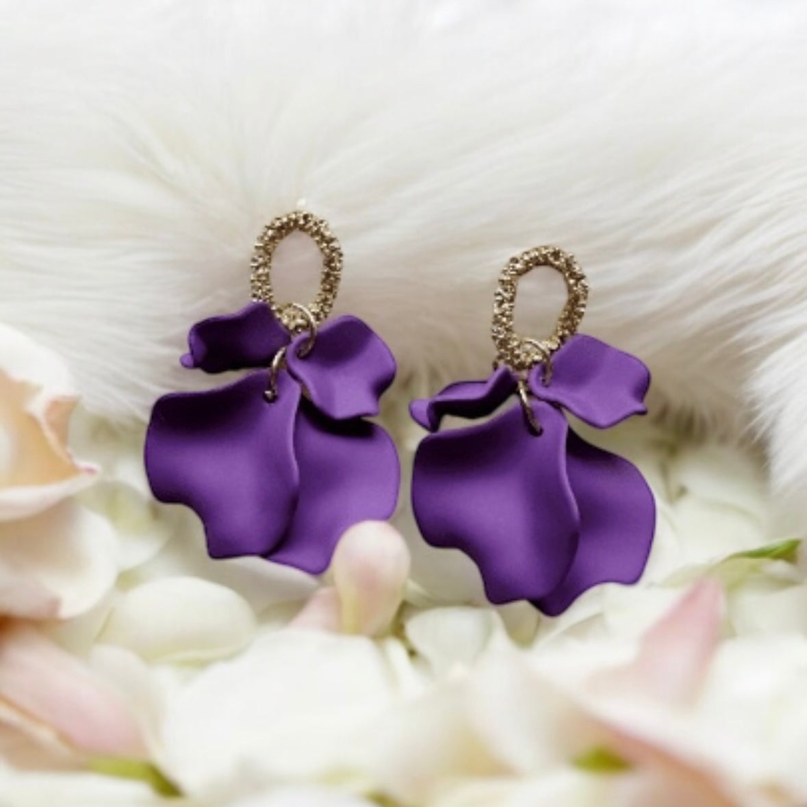 Royal purple flower earrings | dangle petals baroque earrings | unique gold geometric floral earrings | bridal party wedding earrings