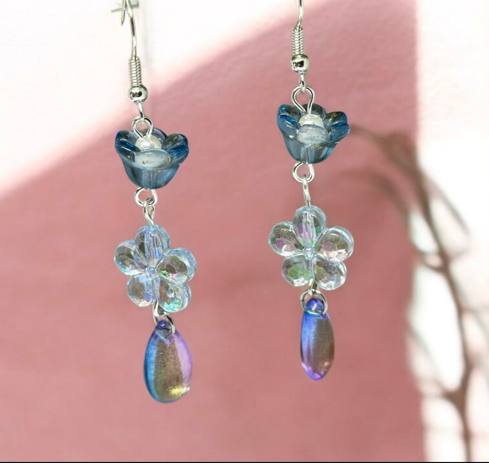 Blue mini flower earrings | elegant floral dangle chain earrings