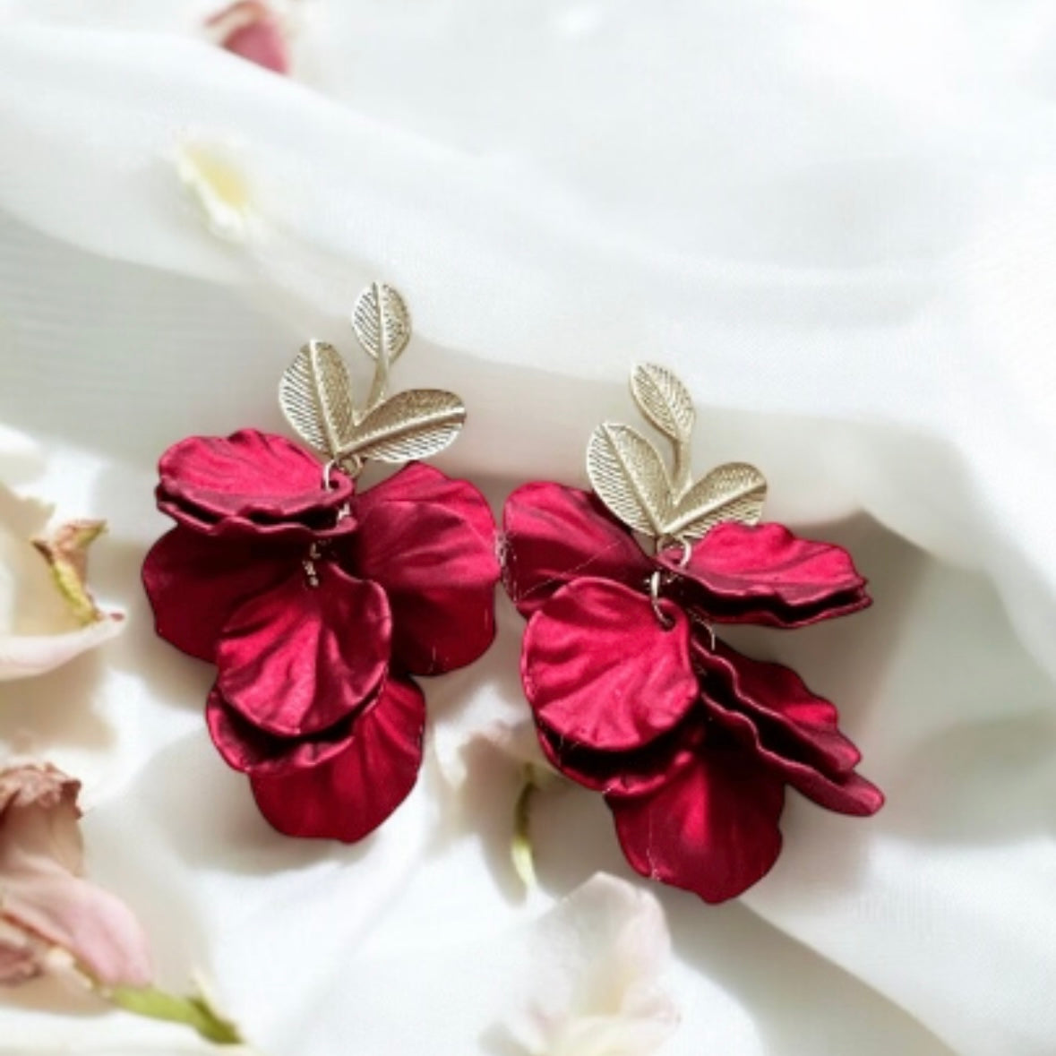 Hot red iridescent flower earrings | dangle petals baroque earrings | unique golden floral earrings | bridal party wedding earrings