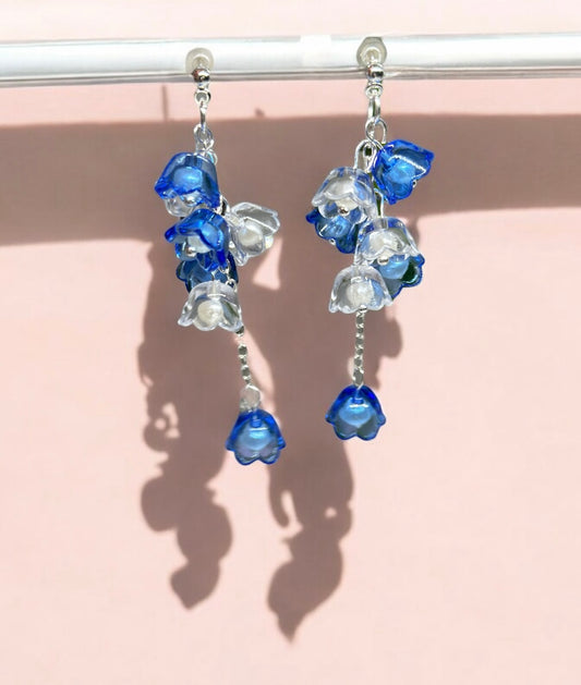 Blue and clear flower earrings