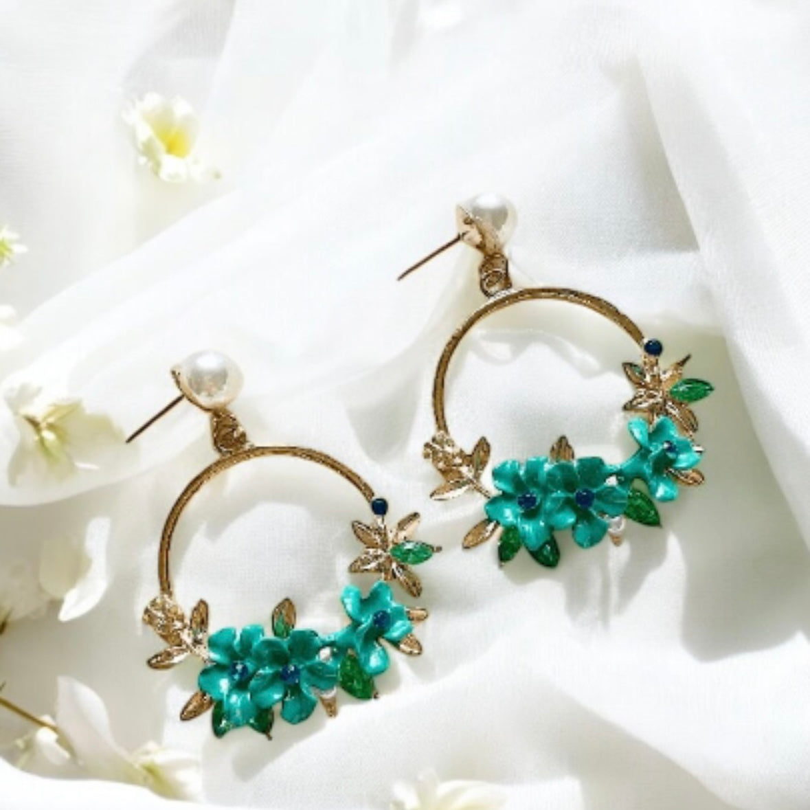 Gold flower hoop earrings with pearls | open dangle earrings | spring floral earrings | Flower petal dangly earrings | bridal earrings