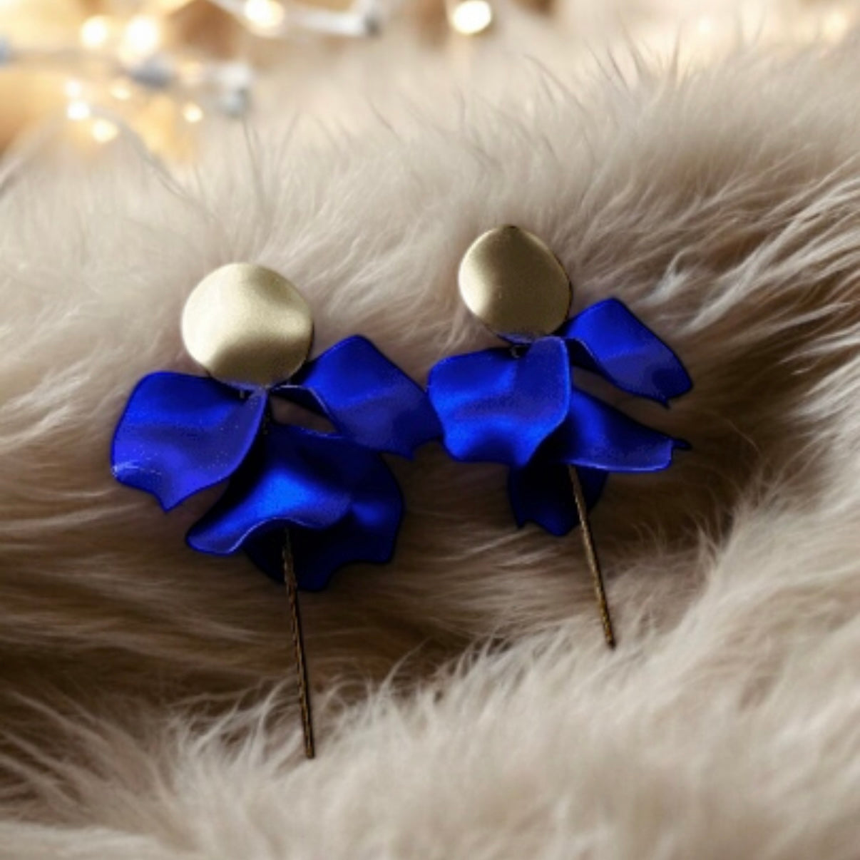 Royal blue iridescent flower earrings | clover stones petals baroque earrings | unique golden bar floral earrings | bridal wedding earrings