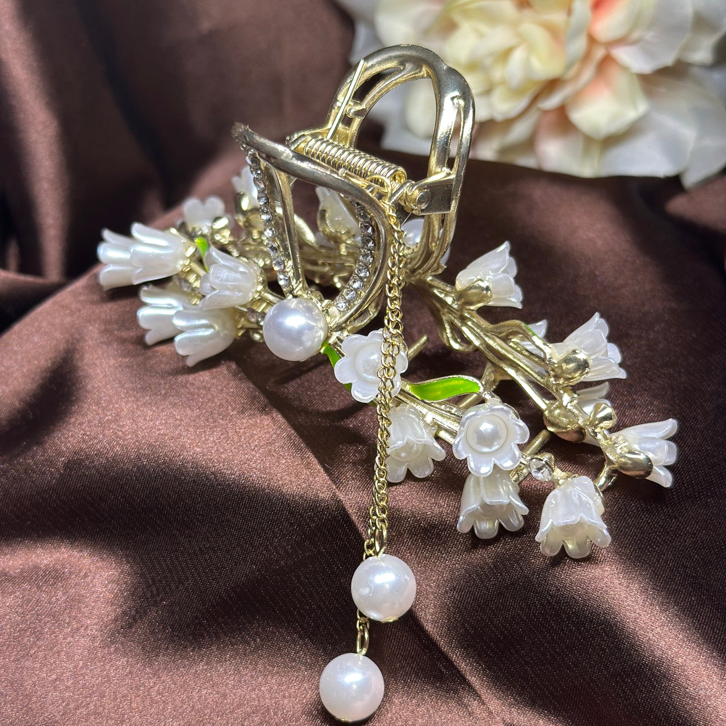 Lily of the valley with rhinestone and pearl hair claw | fairy theme hair decor