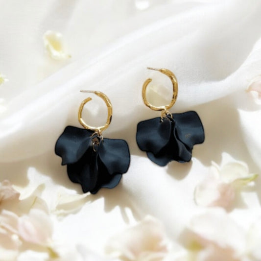 Pure black flower earrings | unique dangle petals earrings | golden baroque floral earrings | bridal party wedding earrings