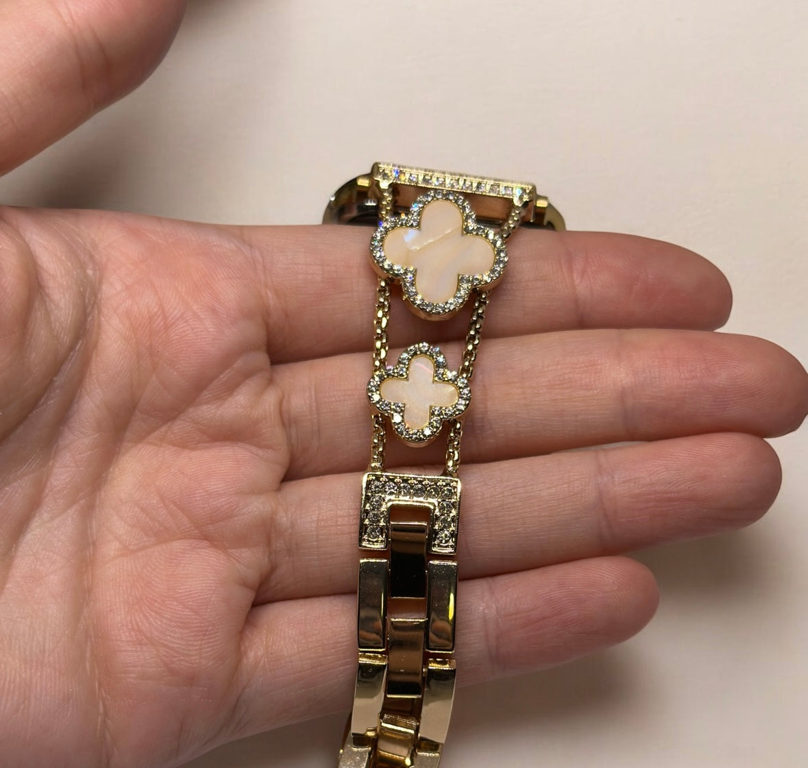 Pearl white Clover Apple Watch Band