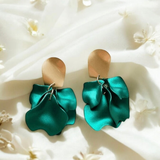 Emerald green iridescent flower earrings |dangly earrings | frosted petals hoop statement earrings | unique gold geometric floral earrings