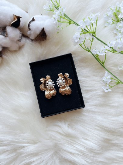 Blossom flower earrings | golden plant textured earrings | oversize dangle drop earrings | floral baroque style earrings - TuttyKnitty