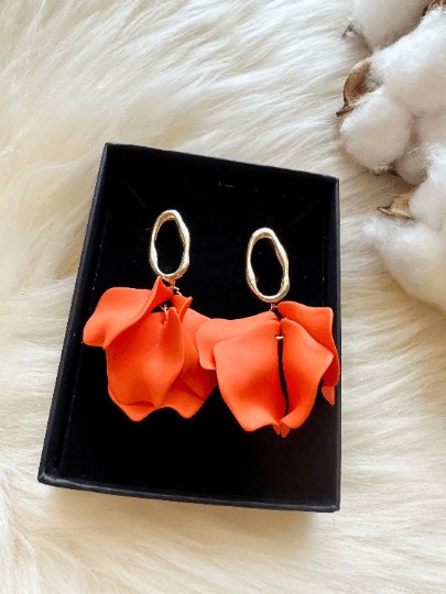 Bright orange flower earrings | dangle petals statement earrings | unique golden bar floral earrings | bridal party wedding earrings - TuttyKnitty