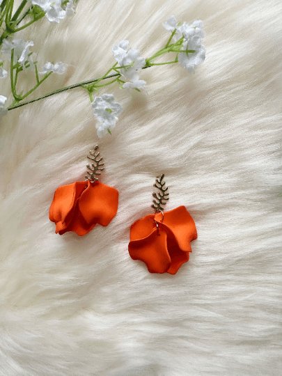 Bright orange flower earrings | dangle petals statement earrings | unique golden bar floral earrings | bridal party wedding earrings - TuttyKnitty