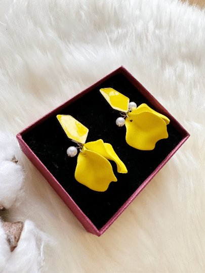 Bright yellow pearly flower earrings | dangle petals statement earrings | unique golden bar floral earrings | bridal party wedding earrings - TuttyKnitty