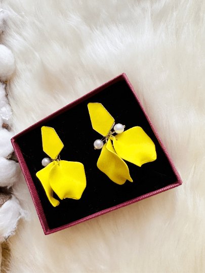 Bright yellow pearly flower earrings | dangle petals statement earrings | unique golden bar floral earrings | bridal party wedding earrings - TuttyKnitty