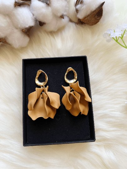 Caramel brown autumn flower earrings | dangle petal lightweight earrings | golden baroque earrings | bridal party wedding earrings - TuttyKnitty