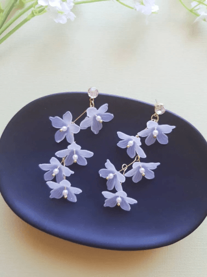 Daisy flower petal earrings |Kawaii cute fun flower earrings | korean art colourful dangle earrings | unique flower crystal party earrings - TuttyKnitty