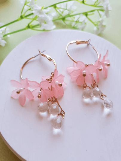 Daisy flower petal earrings |Kawaii cute fun hoop earrings | korean art colourful dangle earrings | white flower with crystal clear beads - TuttyKnitty