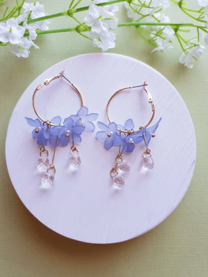 Blue petals daisy with clear beads earrings