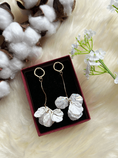 White pearlescent flowers earrings | frosted petals earrings | unique golden floral earrings | bridal party wedding earrings - TuttyKnitty