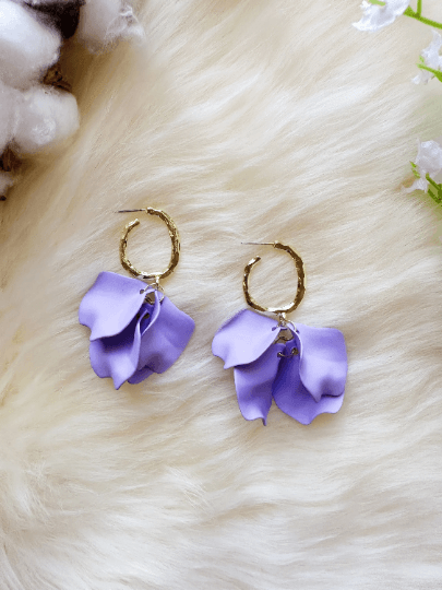 Pastel purple flower earrings | dangle petals baroque earrings | unique golden bar geometric floral earrings | bridal party wedding earrings - TuttyKnitty