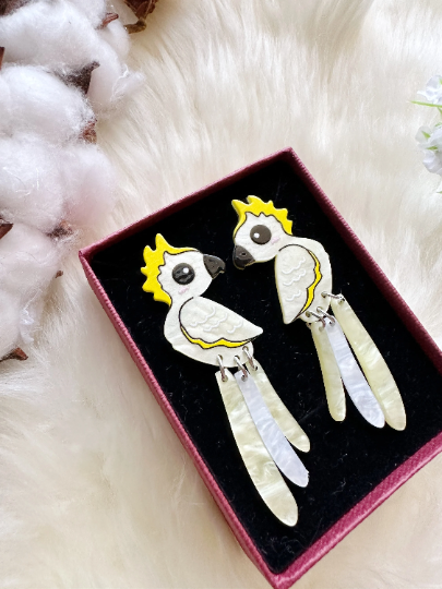 Parrot earrings | Animal zoology earrings | colourful birds dangle oversize earrings | fun earrings | australia bird cockatoos - TuttyKnitty