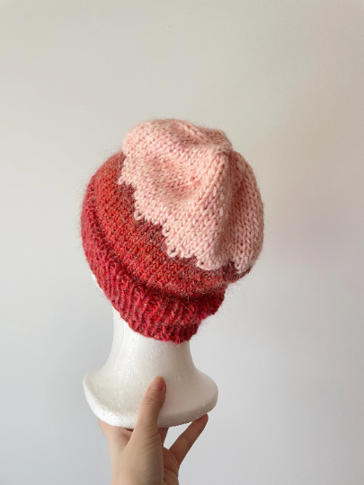 Handknit Beanie | Knit Beret | Slouchy Hat in redwood and pink colour| Knit beanie in dark red | Fluffy and cozy winter hat - TuttyKnitty