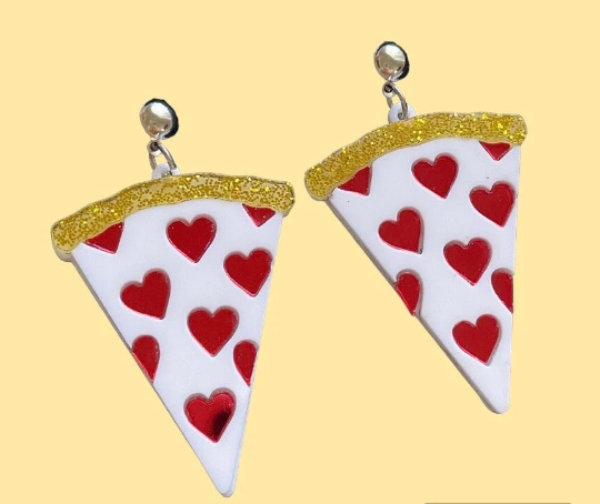 Yummy heart salami pizza earrings | boho style earrings | funky pop art earrings | acrylic art oversize earrings | party food - TuttyKnitty