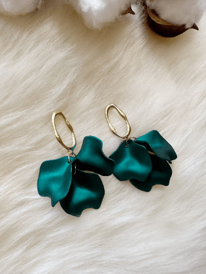 Emerald green iridescent flower earrings |dangly earrings | frosted petals hoop statement earrings | unique gold geometric floral earrings - TuttyKnitty