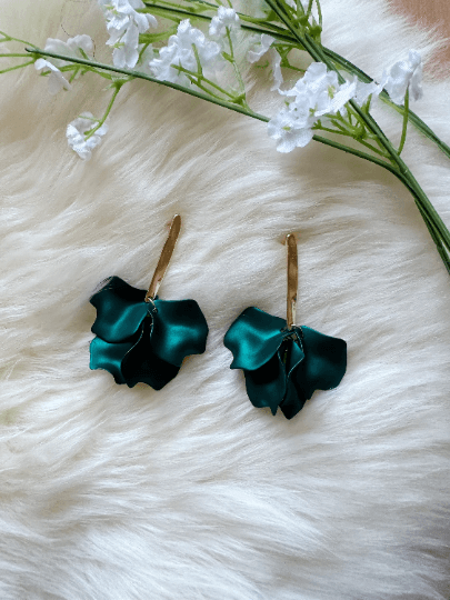 Emerald green iridescent flower earrings |dangly earrings | frosted petals hoop statement earrings | unique gold geometric floral earrings - TuttyKnitty