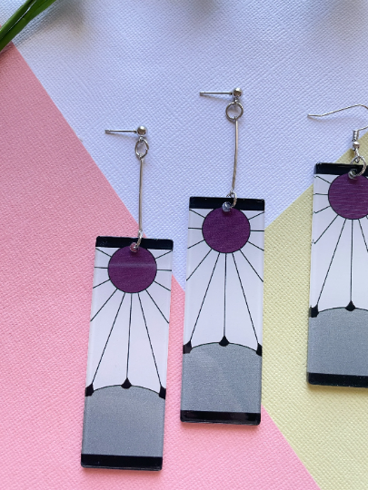 Silver rectangle shaped earrings with sun ray| japanese anime dangle earrings | oriental decor drop earrings| cute kawaii | demon - TuttyKnitty