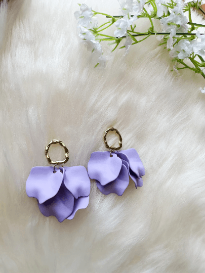 Pastel purple flower earrings | dangle petals baroque earrings | unique golden bar geometric floral earrings | bridal party wedding earrings - TuttyKnitty