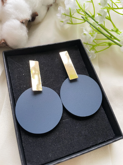 Disc shaped earrings | Matte effect golden bar earrings | pastel colour tone earrings| modern retro style tonal earrings| lightweight dangle - TuttyKnitty