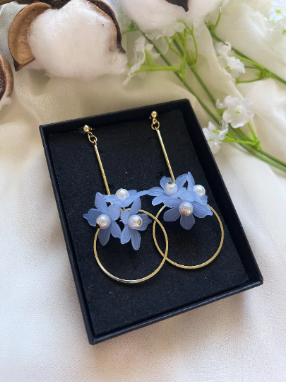 Daisy flower petal earrings |Kawaii cute fun flower earrings | korean art colourful dangle earrings | unique flower crystal party earrings - TuttyKnitty