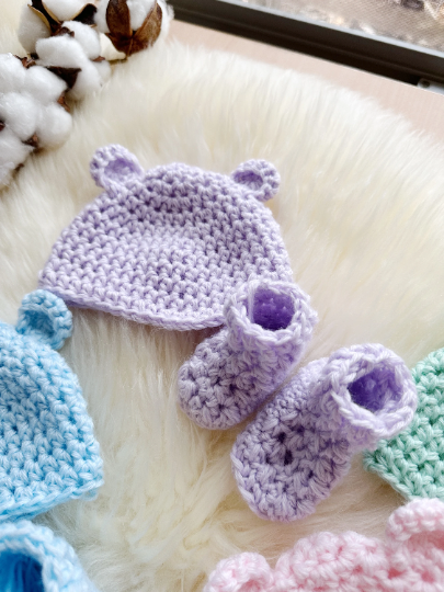 Crochet baby bear beanie and booties | baby gift set | newborn gift - TuttyKnitty