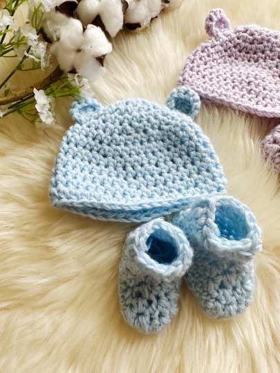 Crochet baby bear beanie and booties | baby gift set | newborn gift - TuttyKnitty