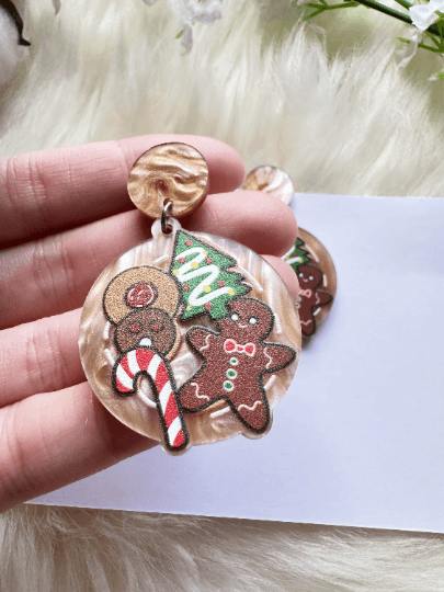 Ginger breadman earrings| christmas festival earrings | retro pop art fun lightweight earrings | glitter party earrings - TuttyKnitty