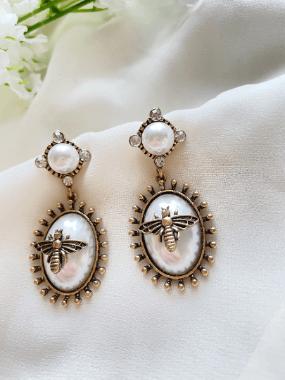 Gold bee black resin statement earrings with pearl| style pearl rhinestone earrings | rhinestone dangle oversize earrings - TuttyKnitty