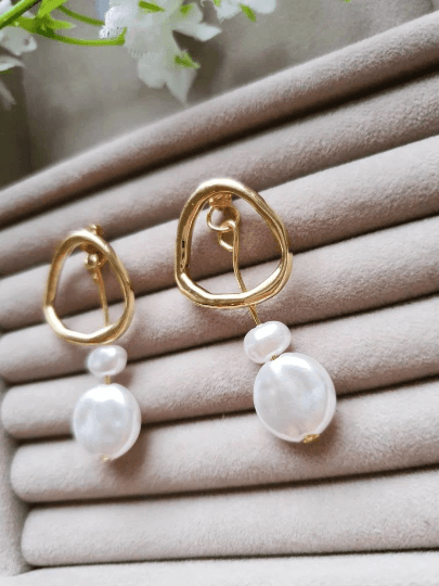 Gold dangle earrings with pearl| baroque pearl drop earrings | minimalist 2 way stud earrings | Korean style bridal earrings - TuttyKnitty