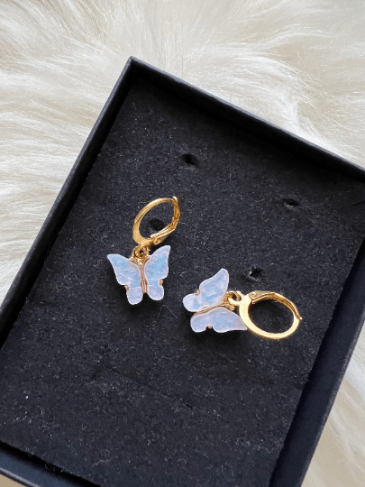 Golden Butterfly huggies earrings |minimalist resin butterfly earrings | aesthetic dangle earrings | Golden mini hoop earrings | vsco - TuttyKnitty