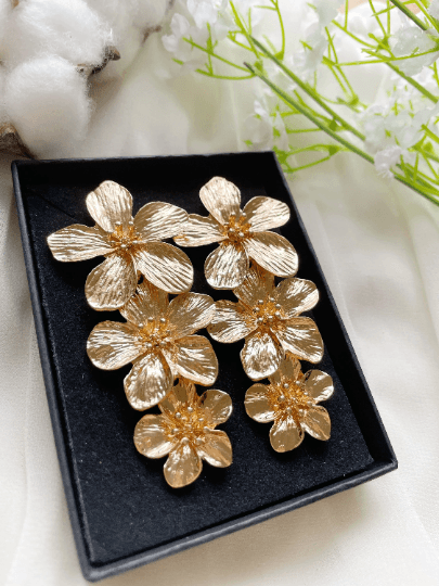 Golden flower earrings | dangle petals baroque earrings | unique gold geometric floral earrings | bridal party wedding earrings3 - TuttyKnitty