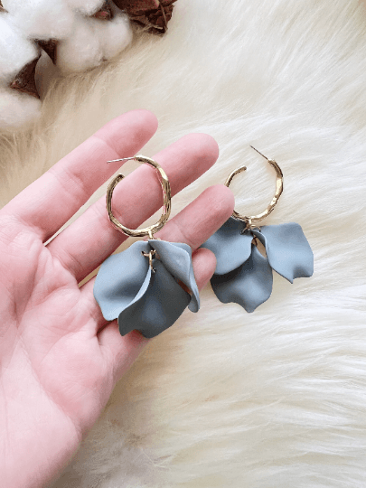 Grey matte flower earrings | dangle petals statement earrings | unique golden bar floral earrings | bridal party wedding earrings - TuttyKnitty