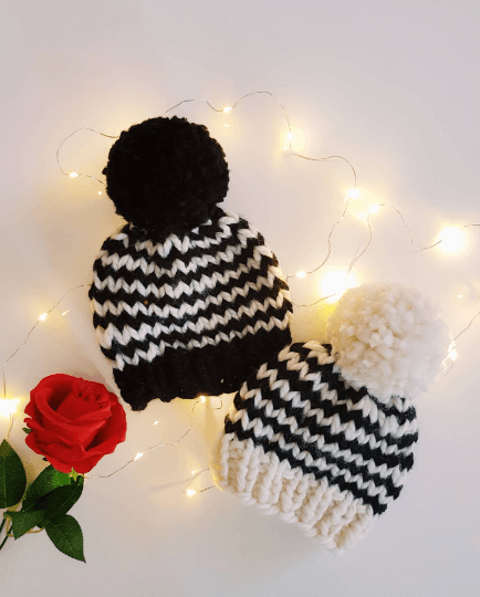 Hand knit baby beanie | Baby Chunky Pom Pom Beanie | Newborn hat | Chunky Pom Pom Hat | Knit winter stripes hat | baby shower gift - TuttyKnitty