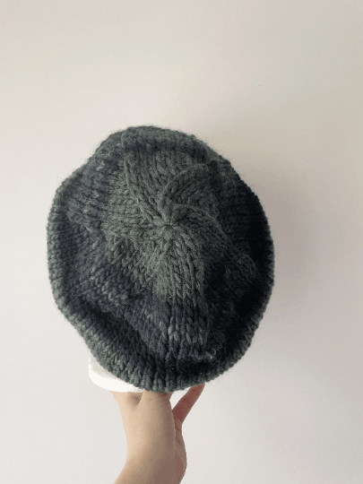 Hand knit Wool blend Beret in Purple or Grey mix | thick slouch Hat | knit autumn or winter beret - TuttyKnitty