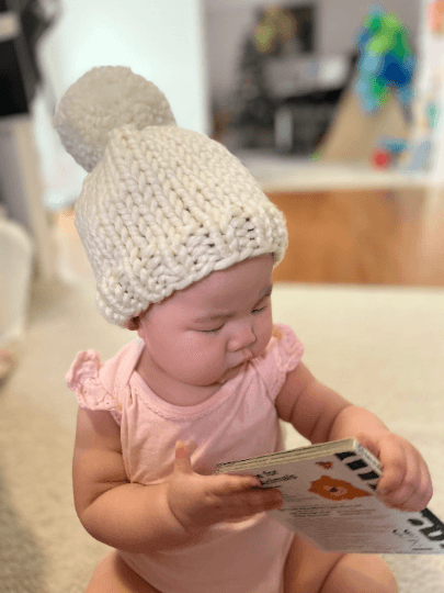 Hand knit yarn Pom Pom baby Beanie in cream white |Newborn baby Toddler Winter hat | Chunky Beanie |Baby shower gift |photo prop baby gift - TuttyKnitty