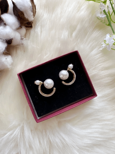 Large pearl stud earrings with golden hoop and rhinestone | tassel chains drop earrings | modern retro earrings | Korean style earrings - TuttyKnitty