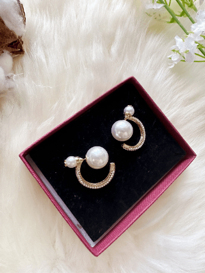 Large pearl stud earrings with golden hoop and rhinestone | tassel chains drop earrings | modern retro earrings | Korean style earrings - TuttyKnitty