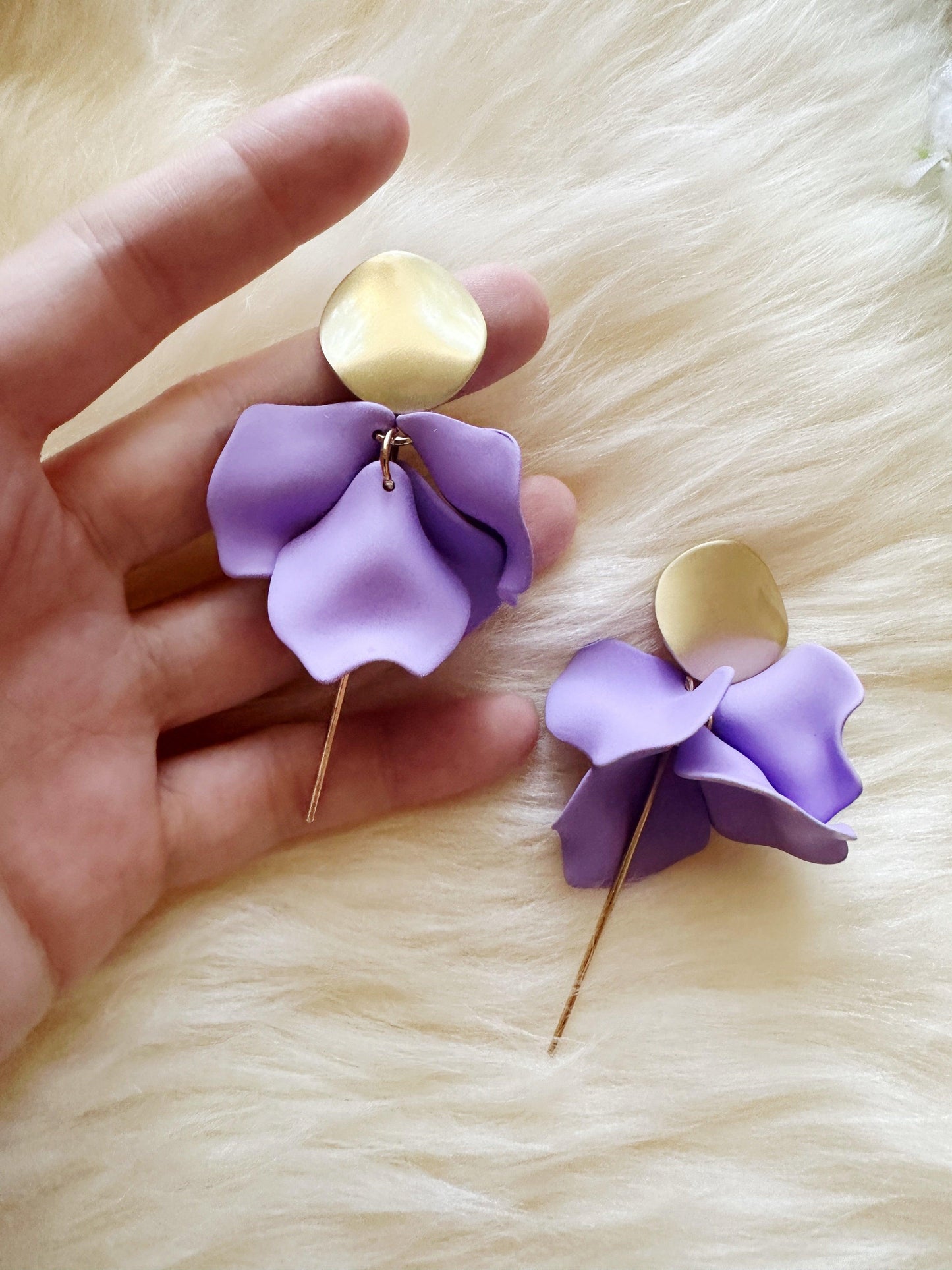 Lilac purple flower earrings |dangly earrings | matte petals colour statement earrings | unique gold geometric floral earrings - TuttyKnitty