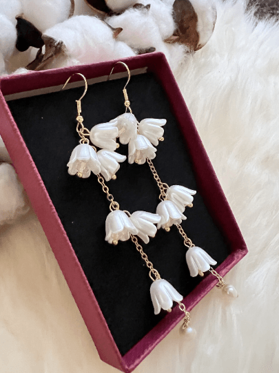 Lily of the valley earrings |Kawaii cute fun chain earrings | korean art colourful dangle | white or pink frosted flower bridal earrings - TuttyKnitty