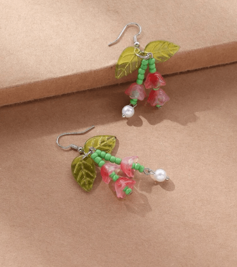 Lily of the valley flower petal earrings |Kawaii cute fun chain earrings | koreancolourful dangle earrings | white flower crystal clear bead - TuttyKnitty